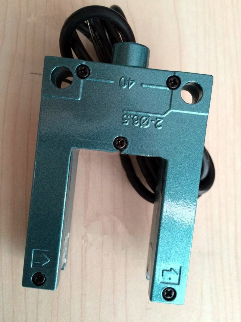 M18紅外線(xiàn)光電接近開(kāi)關(guān)CM18-2423GH|M30圓柱型光電開(kāi)關(guān)CM30-3043NT